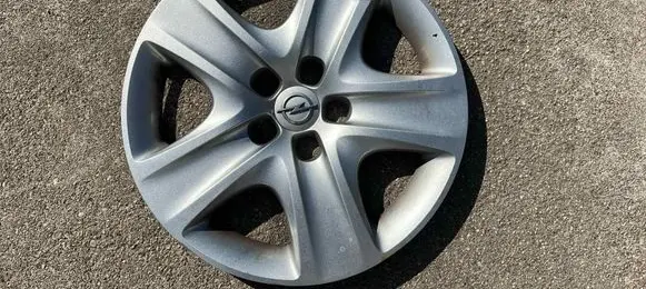 Opel Zafira C R17 wheel hub/cap/trim 13267806
