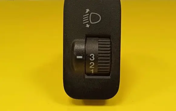 Honda Civic Headlight level height control switch M20010