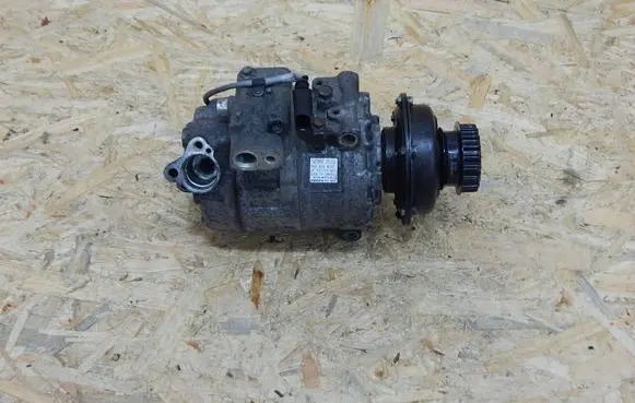 Volkswagen Multivan T5 Air conditioning (A/C) compressor (pump) 7H0820805E 7SEU17C 4471808625