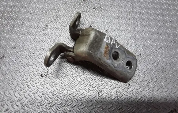 Toyota Yaris Verso Front door upper hinge