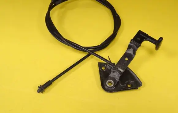 Engine bonnet/hood lock release cable
