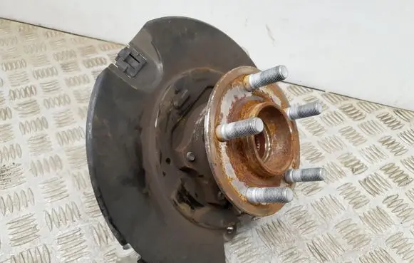 Dodge Challenger Rear wheel hub spindle/knuckle 68089313AB