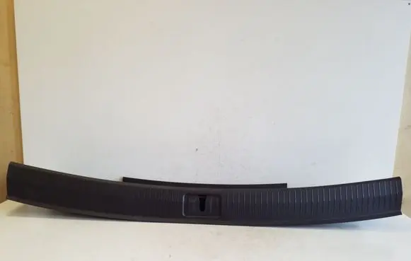 Volkswagen Tiguan Trunk/boot sill cover protection 5NA863459D