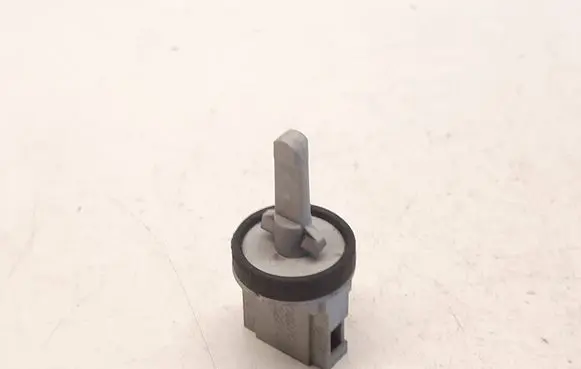Audi A4 S4 B7 8E 8H Interior temperature sensor 1K0907543A