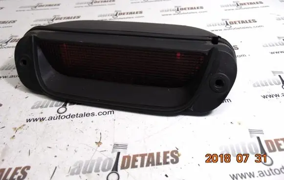 Honda CR-V Third/center stoplight