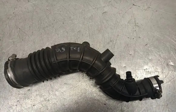 Renault Captur Air intake hose/pipe 165764382R