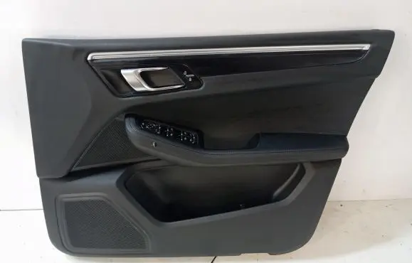 Porsche Macan (95B) Front door card panel trim 95B867012