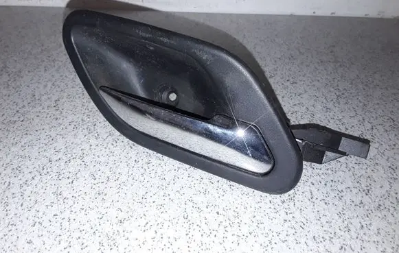BMW 5 E39 Front door interior handle 8226050
