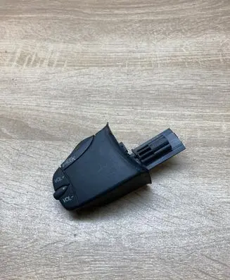 Multifunctional control switch/knob