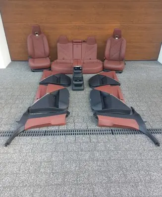 Seat set