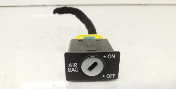 Volkswagen Jetta V Passenger airbag on/off switch 1K0919237A