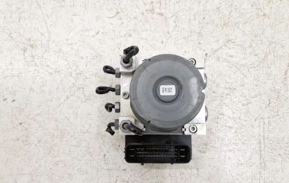 Ford Fusion II ABS Pump HG9C2C555 HG9C2C555AH T0831
