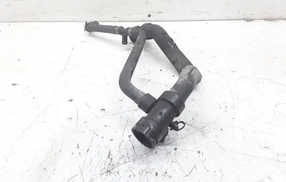 Volkswagen PASSAT B5 Engine coolant pipe/hose
