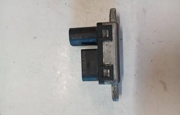 Volvo V60 Glow plug pre-heat relay 31411857