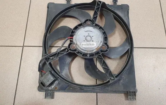 Volkswagen Up Electric radiator cooling fan 1S0121207D