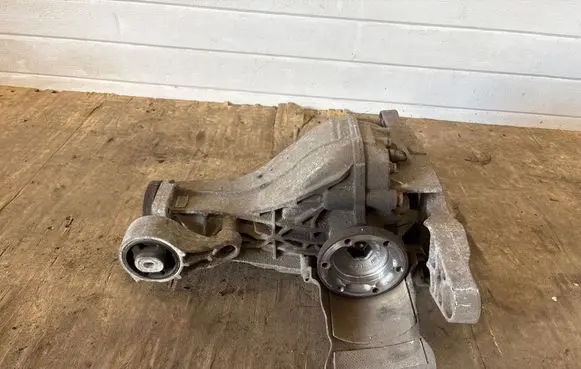 Audi A6 S6 C6 4F Rear differential 4E0501713
