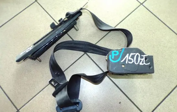 Volkswagen Transporter - Caravelle T4 Seat belt trim 7D0857806