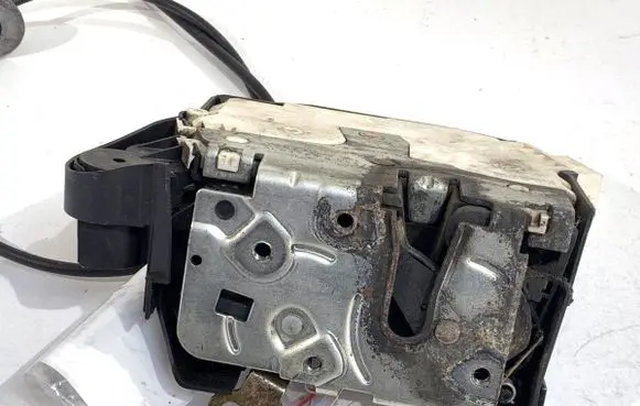 Mini One - Cooper R50 - 53 Front door lock 