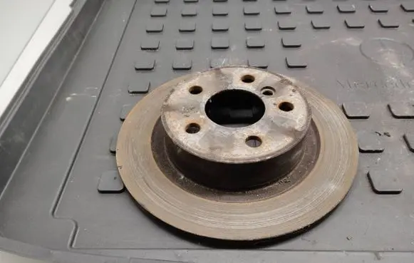 BMW 2 F45 Rear brake disc