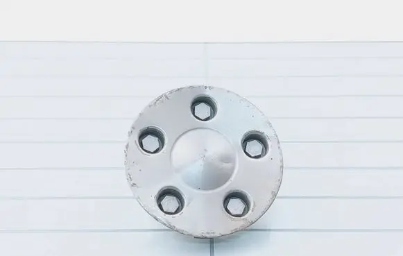 Ford Taurus Wheel nut cap/cover YF421A096BB 421A096