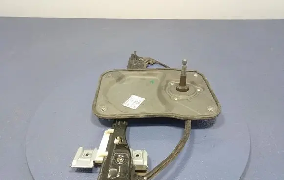 Skoda Fabia Mk2 (5J) Front door window regulator with motor 5J4837402
