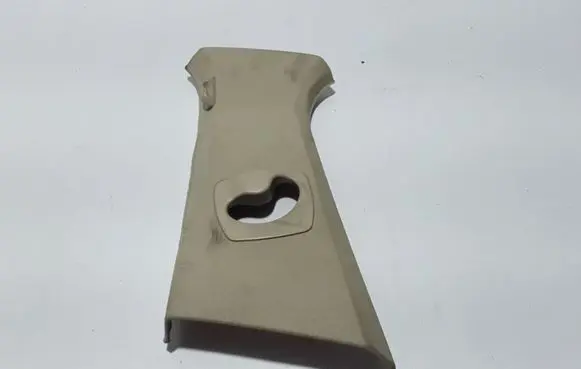(B) pillar trim (bottom)