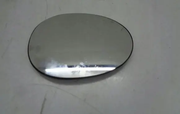 Toyota Aygo AB10 Wing mirror glass E11026230