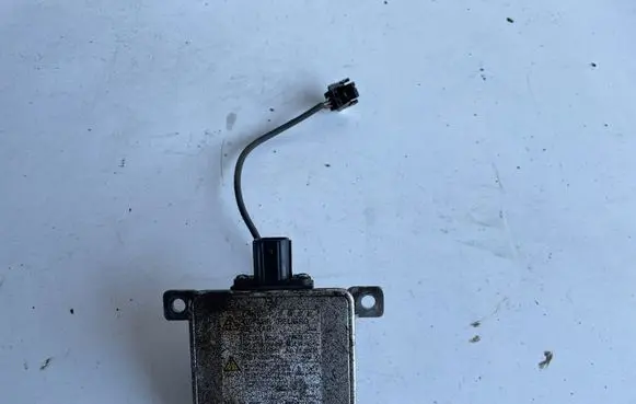 Mitsubishi Outlander Headlight ballast module Xenon