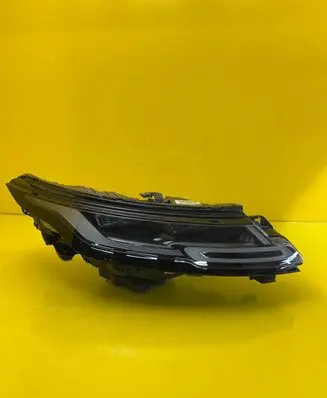 Land Rover Evoque II Headlight/headlamp M8D2-13W030-EB