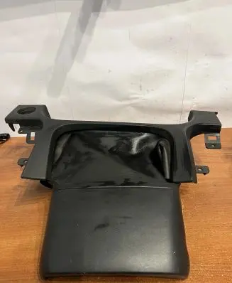 Land Rover Discovery Sport Steering wheel column trim BJ323F902AB D424