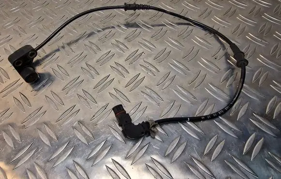 Mercedes-Benz A W168 ABS brake wheel speed sensor A1685400017