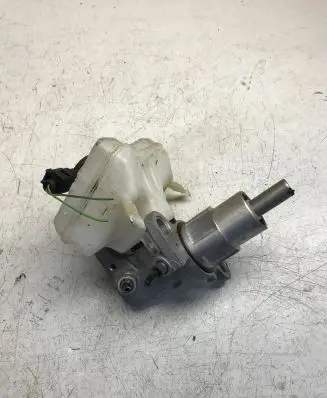 Audi A4 S4 B8 8K Master brake cylinder 8K0611301A