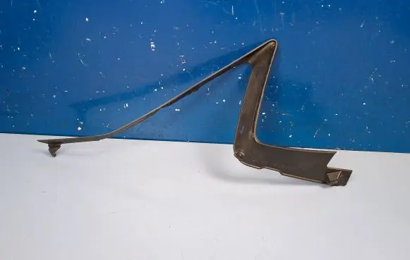 Under headlight/headlamp trim
