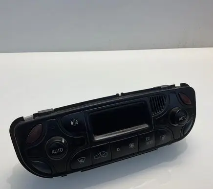 Mercedes-Benz C W203 Climate control unit 2038300585 A2038300585