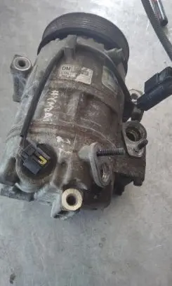 Hyundai Santa Fe Air conditioning (A/C) compressor (pump)