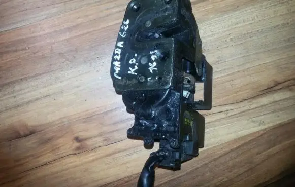 Mazda 626 Front door lock