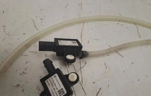 Mercedes-Benz E W212 Airbag deployment crash/impact sensor A2129056501 14120800291 5WK44804