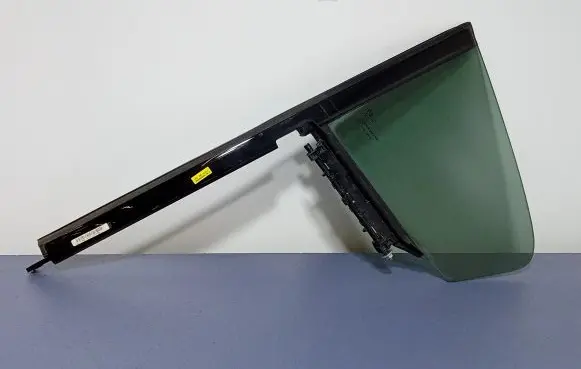 Peugeot 508 II Rear door window glass 9813153780