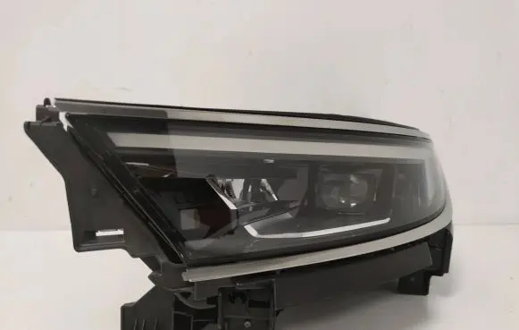 Opel Mokka B Headlight/headlamp 9834016880