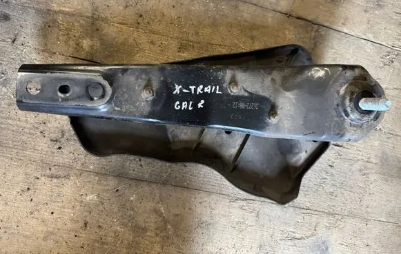 Nissan X-Trail T33 Other front suspension part 36272