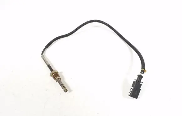Audi A5 8T 8F Exhaust gas temperature sensor 059906088AK
