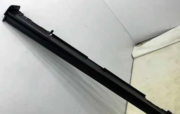 Mazda CX-30 Sill DGH951P51