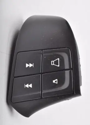 Volvo V70 Steering wheel buttons/switches 31295457