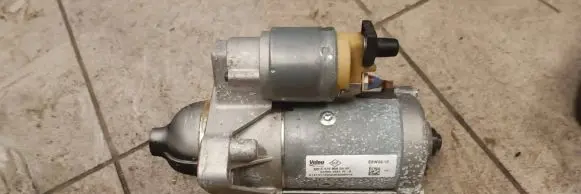 Renault Master III Starter motor 233003581R A4709060400 ESW2215