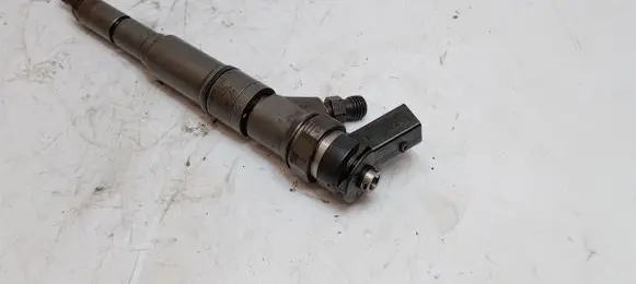 BMW 5 E60 E61 Fuel injector 7789661 13537789661 0986435084