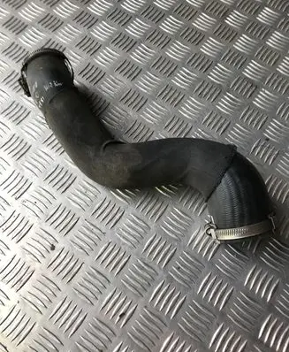 Intercooler hose/pipe