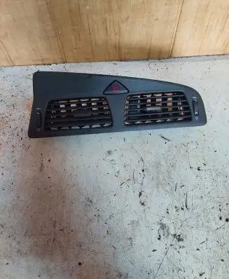 Volvo S60 Dash center air vent grill 3409374