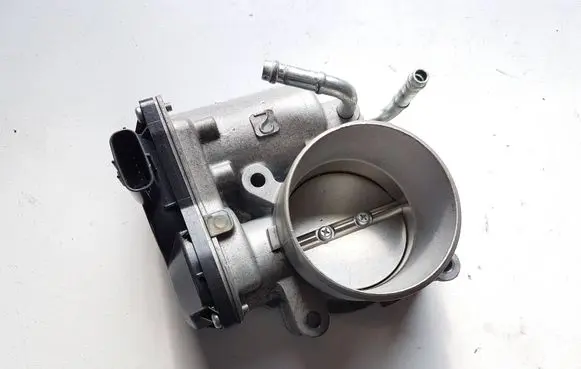 Subaru Forester SK Throttle valve 16112AA530