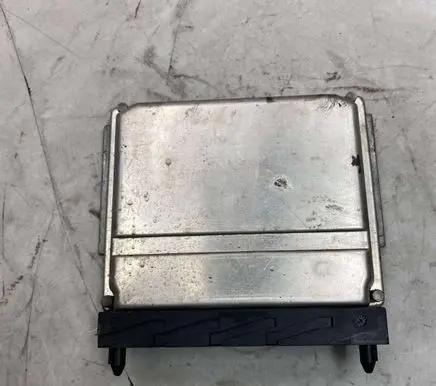 Volvo S60 Engine control unit/module 30637733A 0281011078
