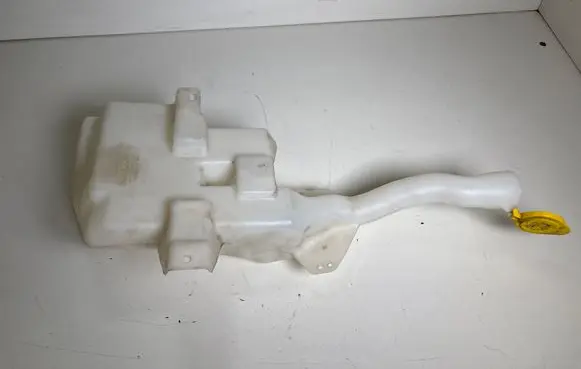 Ford Mustang VI Windshield washer fluid reservoir/tank JR3B17B613AC